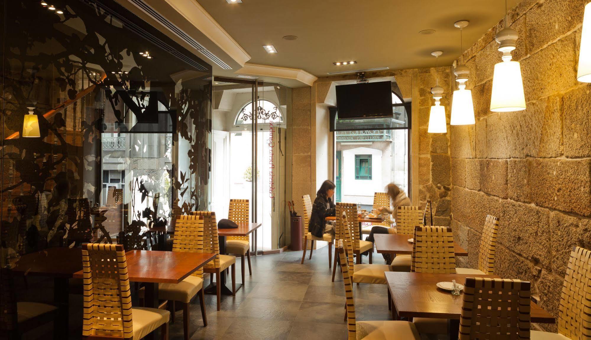 Hotel Puerta Gamboa Vigo Exterior photo